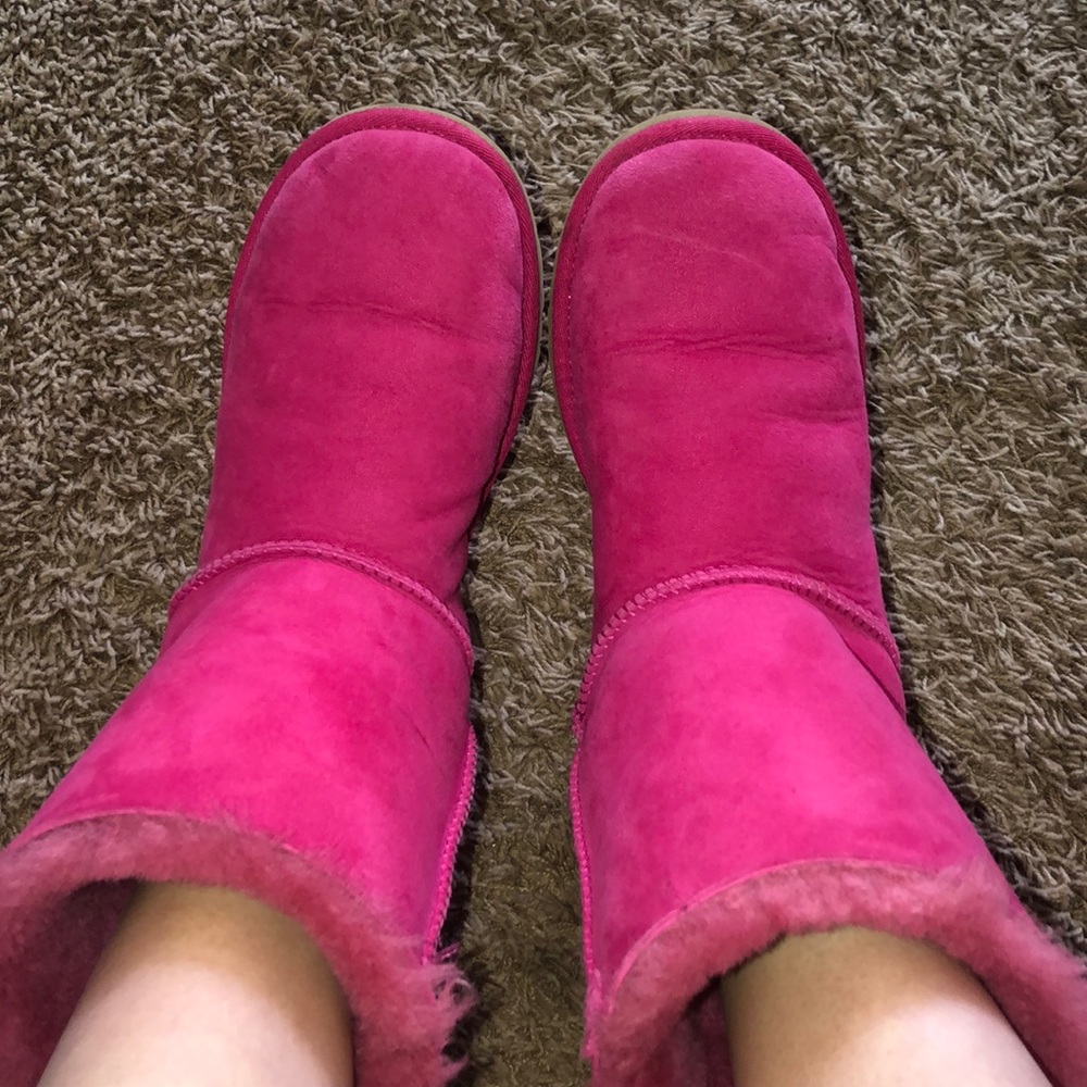 hot pink uggs
